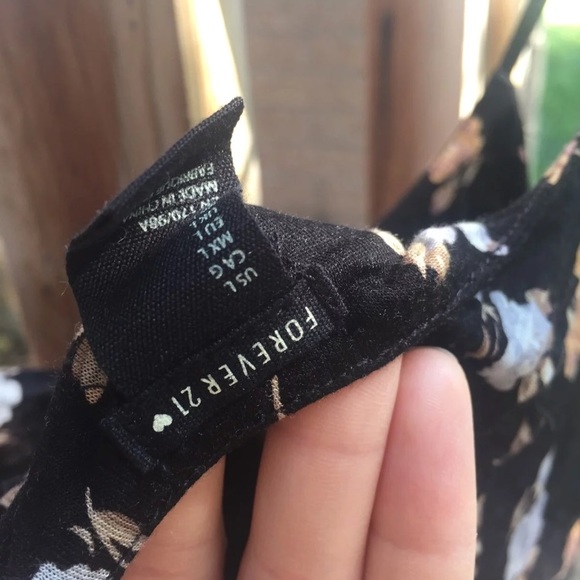 Floral crop top - Picture 7 of 8